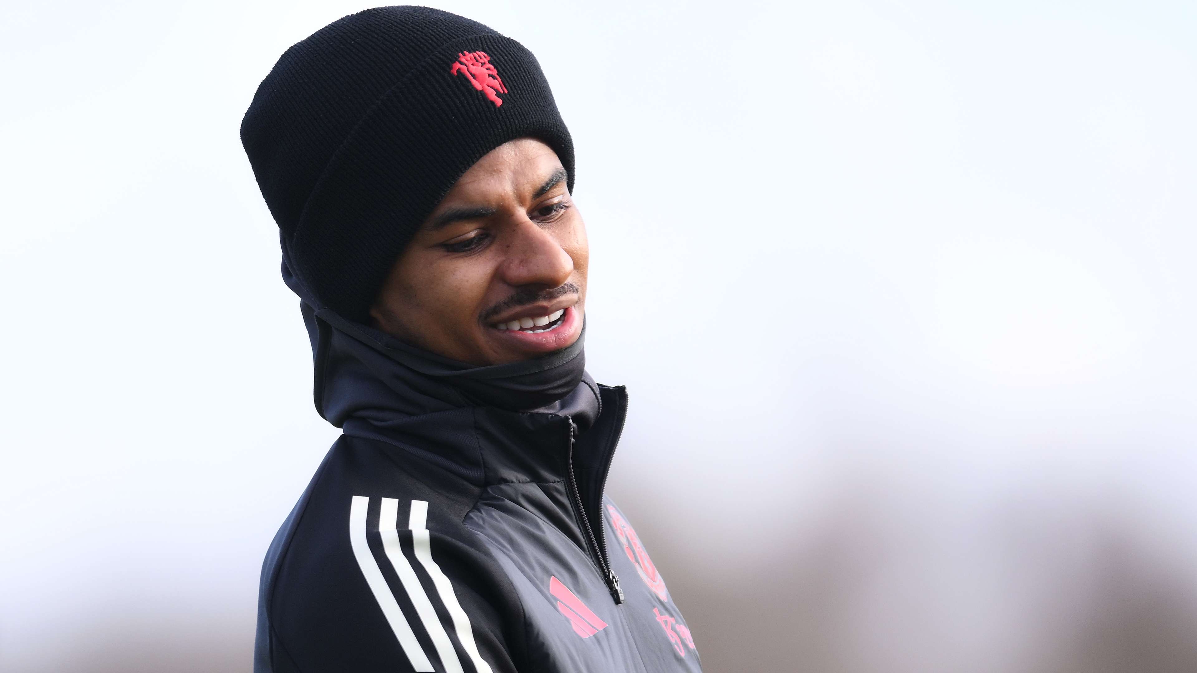 都形成了严 都形成了严