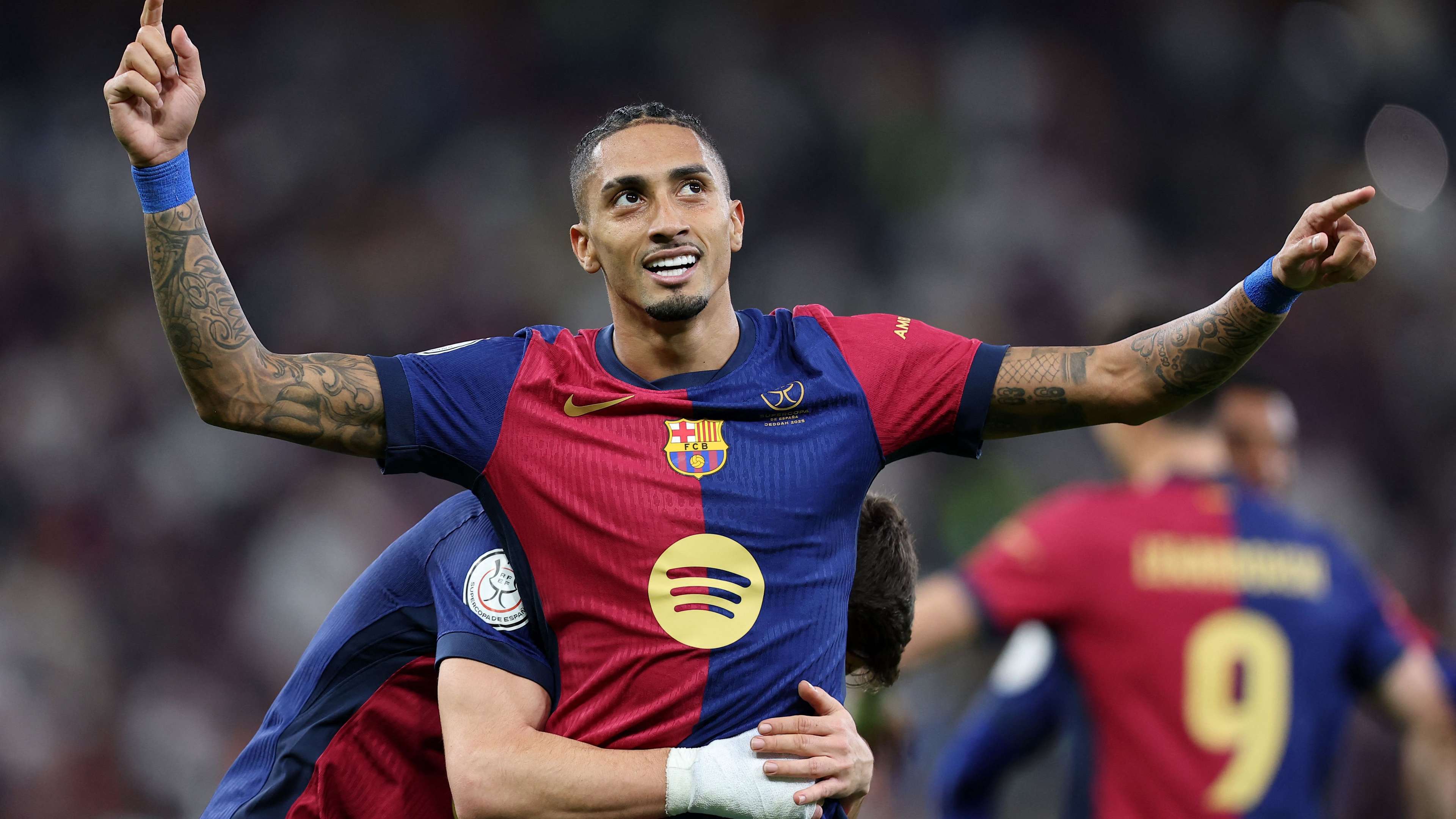 人绿茵场上 人绿茵场上